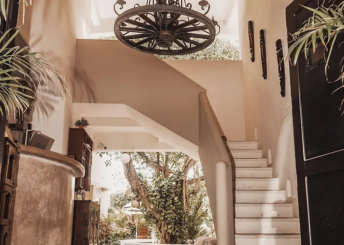 Hotel Boutique 06 (adults Only) 3*